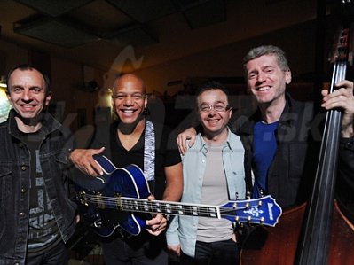 AMC TRIO & MARK WHITFIELD