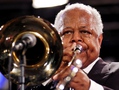 SLIDE HAMPTON