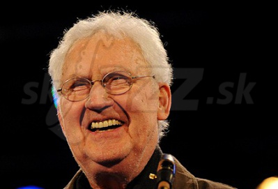 LEE KONITZ