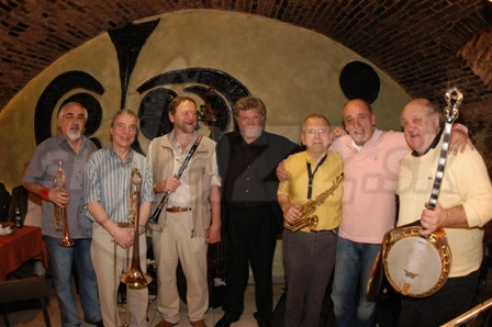 ...A ĎALŠIE FOTO V INEJ ZOSTAVE