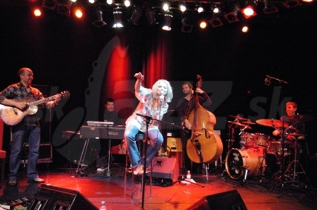 ANNA MARIA JOPEK GROUP