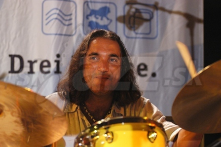 HORACIO EL NEGRO HERNANDEZ