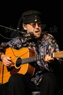 STEVE WHITE