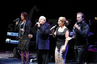  MANHATTAN TRANSFER