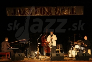  BENNIE MAUPIN BAND