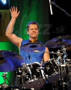  DAVE