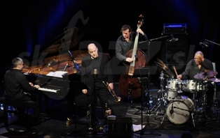 LEW SOLOFF QUARTET