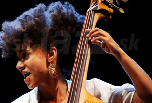 ESPERANZA SPALDING 