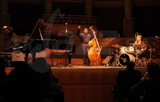 MICHEL CAMILO TRIO