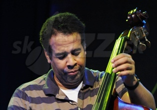 STANLEY CLARKE