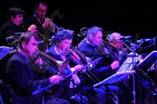 ALL STARS SWING BAND