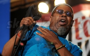  DWIGHT TRIBLE