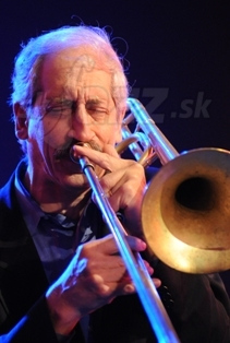 JOHN MOSCA