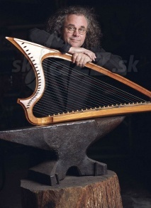 ANDREAS VOLLENWEIDER