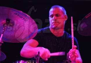 MARTIN VALIHORA 
