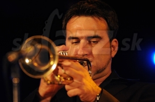 ALEX MAYER