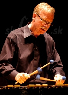 GARY BURTON