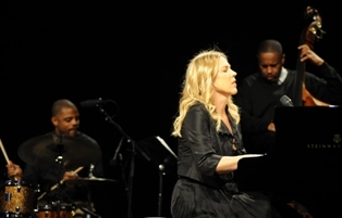  KARRIEM + DIANA + ROBERT 