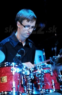  MICHAL