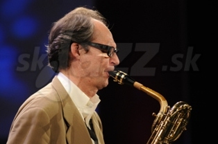 PETER MASSINK