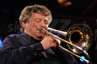  PAUL 