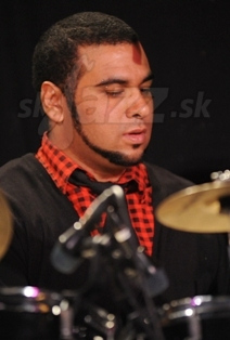 6 LEE-ROY SAULS