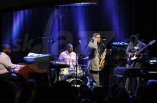 KENNY GARRETT QUARTET