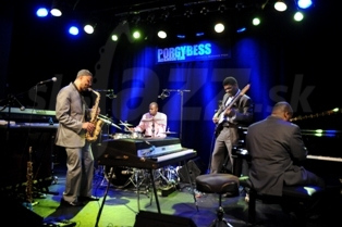 KENNY GARRETT QUARTET