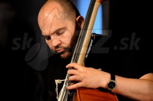 ADAM KOWALEWSKI