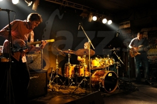  ALLAN HOLDSWORTH TRIO