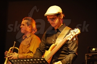  MANFRED + CHRISTIAN