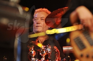  PETR EICHLER
