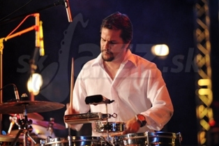 ARMANDO VIDAL