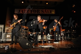 MIKE STERN BAND