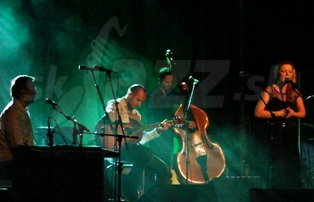 ANNA MARIA JOPEK & BAND