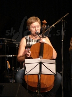 DOROTA BAROVÁ