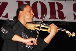 FRANKIE LATO