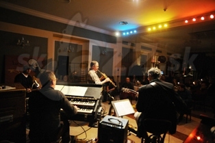 ANDY MIDDLETON QUARTET 