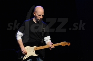  OZ NOY