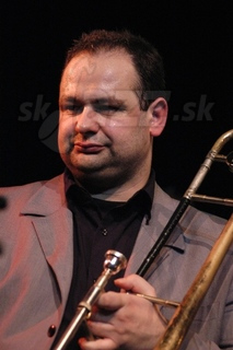 ROBERT BACHNER