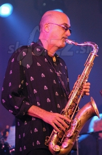 MICHAEL BRECKER