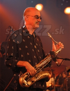 MICHAEL BRECKER