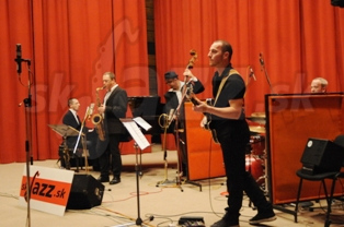 ŠTEFAN PIŠTA BARTUŠ & JAZZBROTHERS