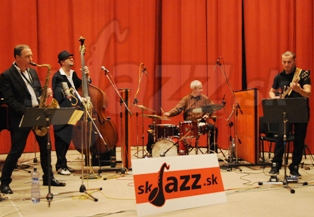  ŠTEFAN PIŠTA BARTUŠ & JAZZBROTHERS