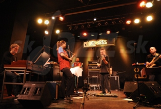 NIGEL KENNEDY QUINTET 