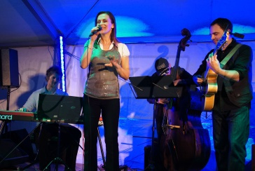 L.LUŽINSKÁ & ALL TIME JAZZ TRIO  