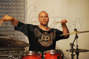  GERGÖ BORLAI  
