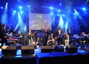  OSKAR RÓZSA PARTNERSHIP UNLIMITED  