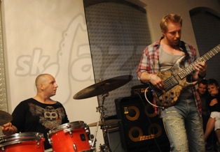  GERGÖ + HADRIEN  
