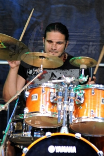 ADAM  